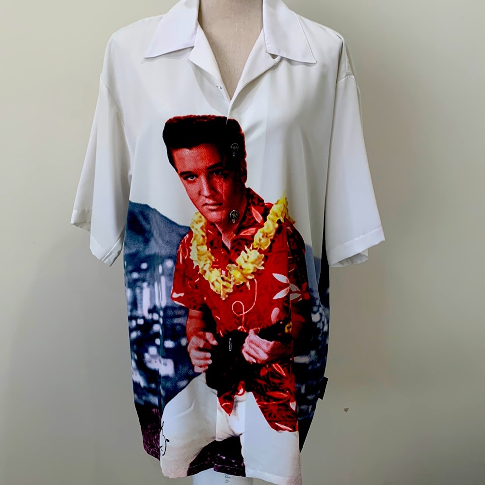 Dragonfly mens Elvis Maui Hawaii butting up dress shirt